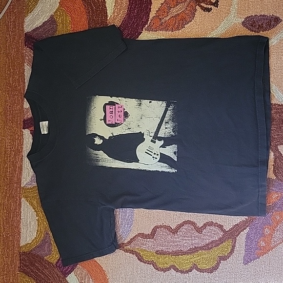 Vintage Tops - 🤎 Vintage Joan Jett Tee